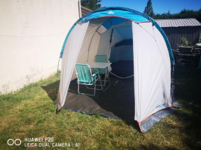 Tente chez l'habitant